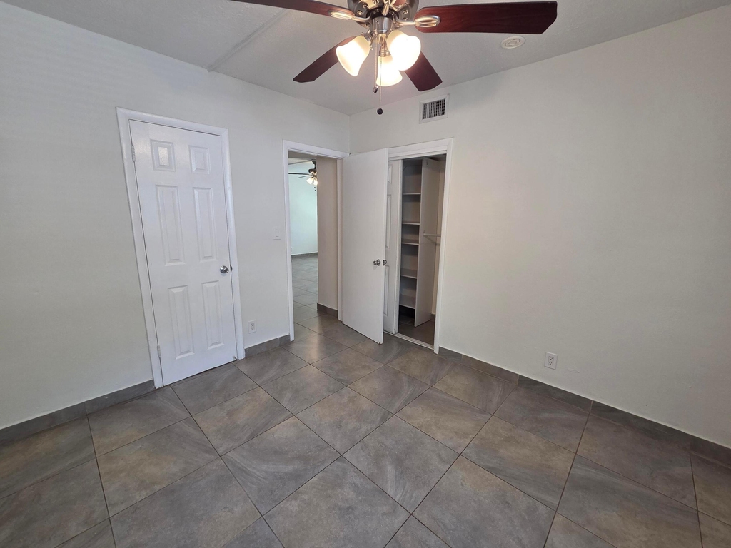 720 Ne 2nd Street - Photo 11