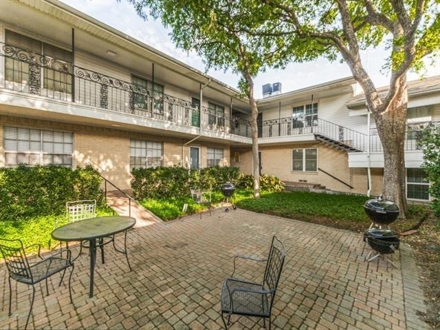 5818 E University Boulevard - Photo 2