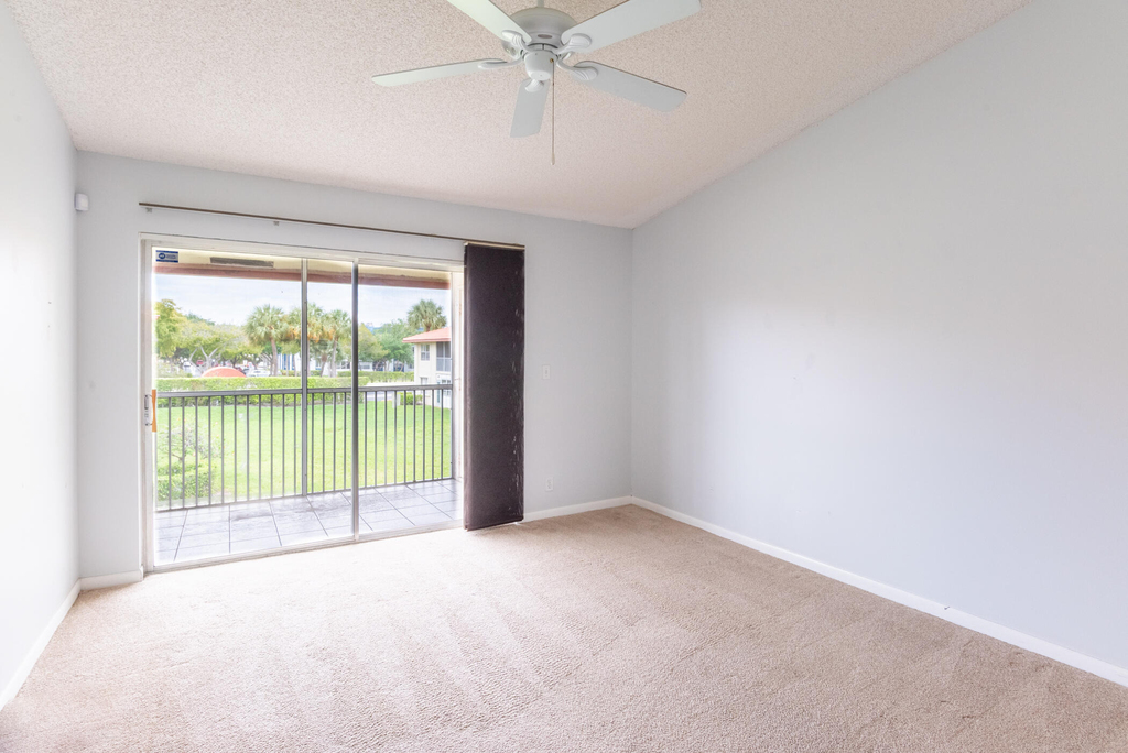 3031 Holiday Springs Boulevard - Photo 15