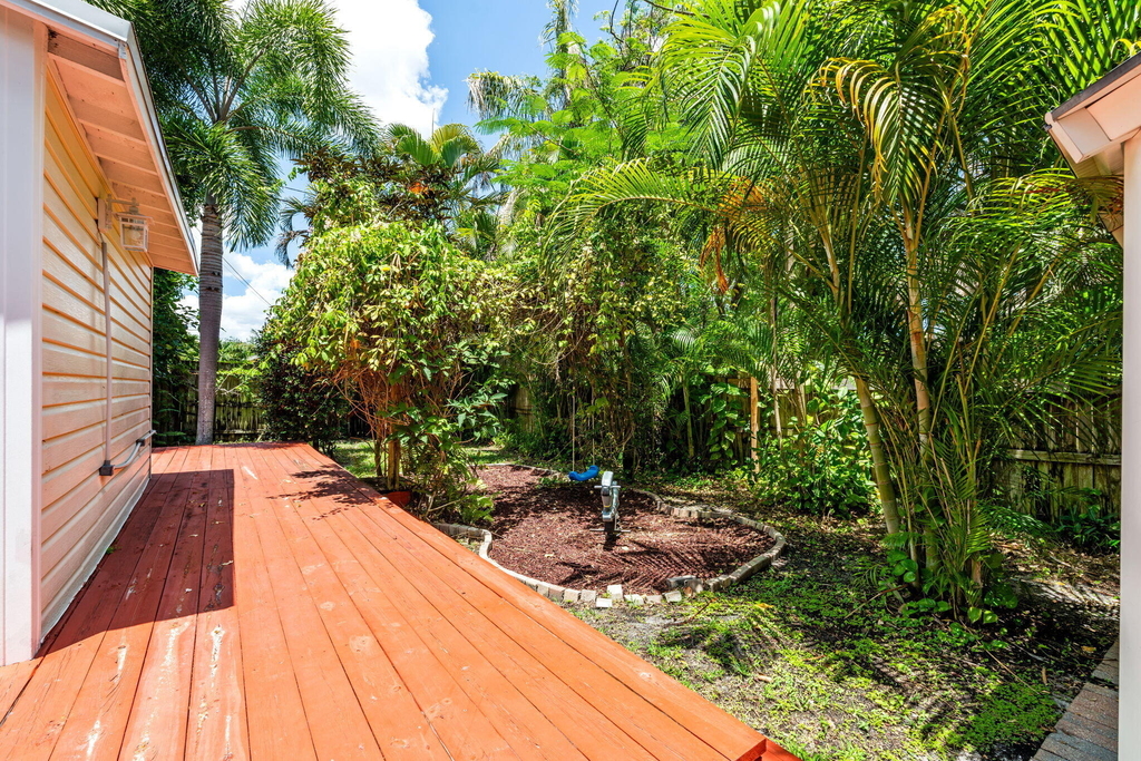 255 Ne 12th Street - Photo 45