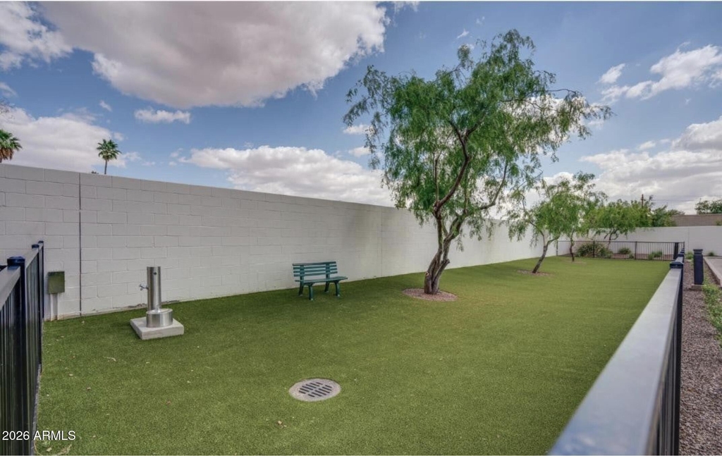 7300 E Earll Drive - Photo 40