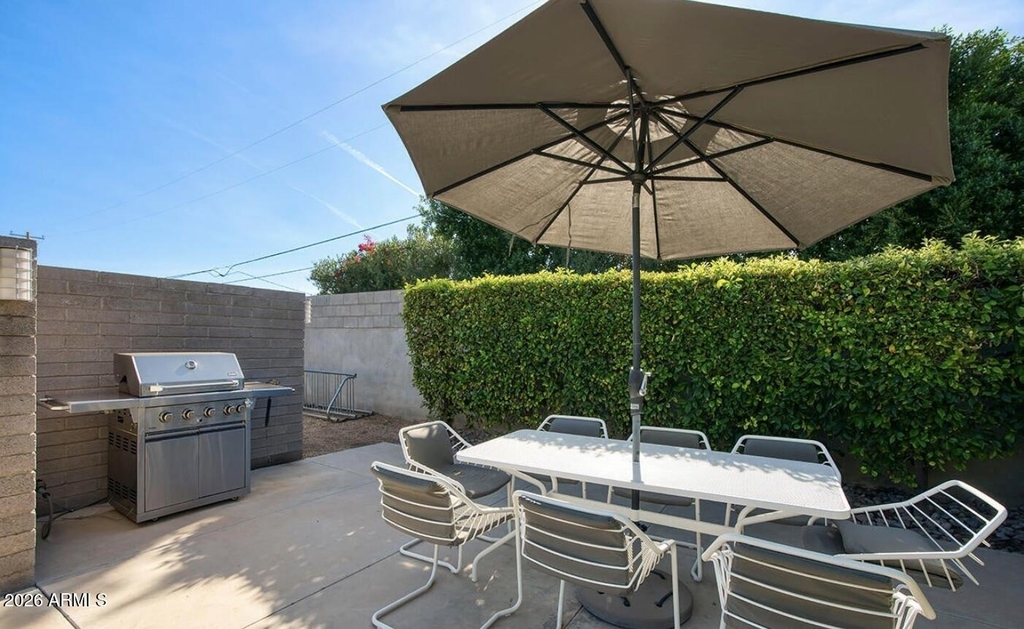 7601 E 2nd Street - Photo 22