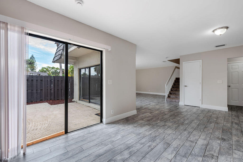 1755 N Congress Avenue - Photo 10