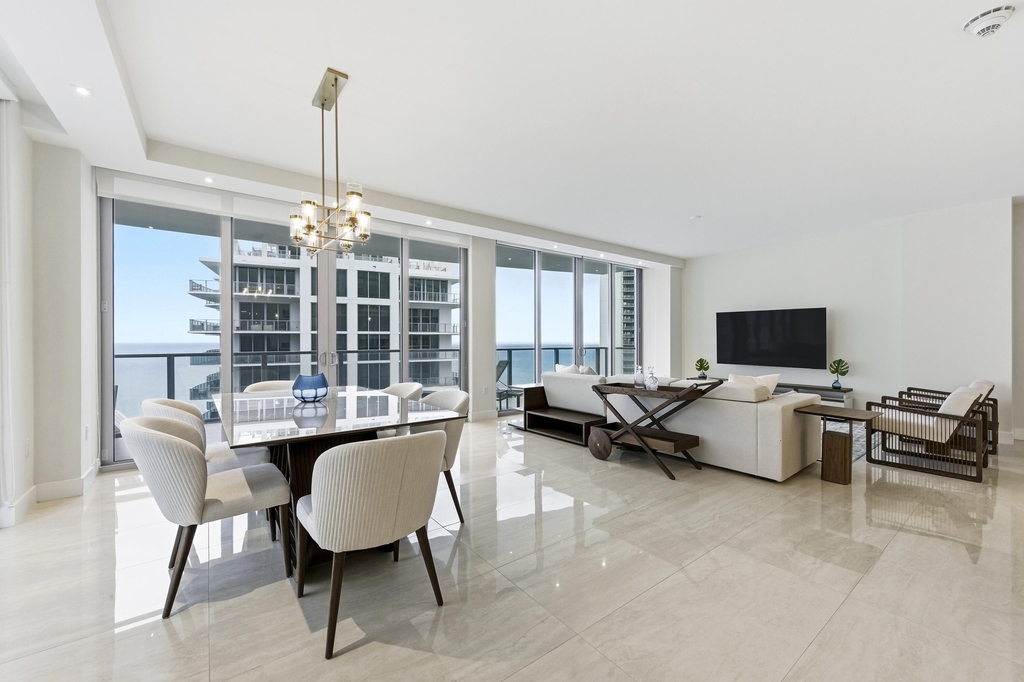 3100 N Ocean Drive N - Photo 0