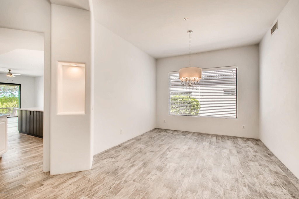 11015 E Desert Vista Drive - Photo 2