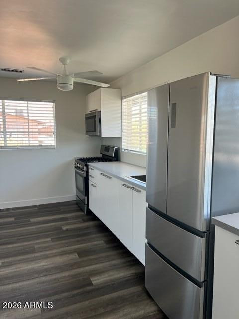 746 W Turney Avenue - Photo 2