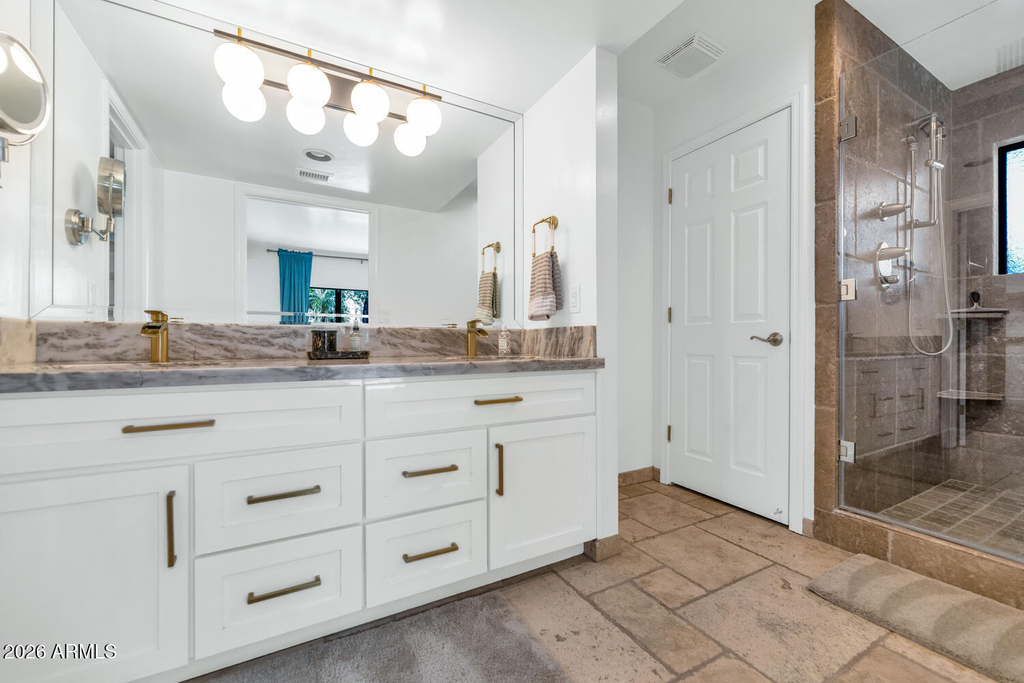 6198 N 28th Place - Photo 14