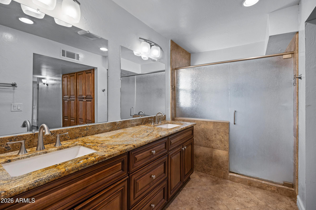 7118 E Buena Terra Way - Photo 29
