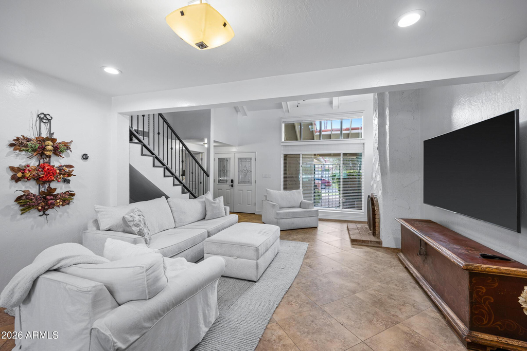 7118 E Buena Terra Way - Photo 10