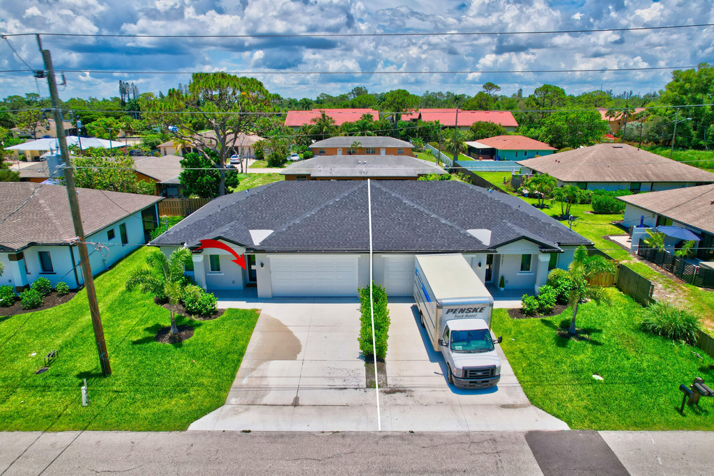 27841 Wisconsin Street - Photo 2