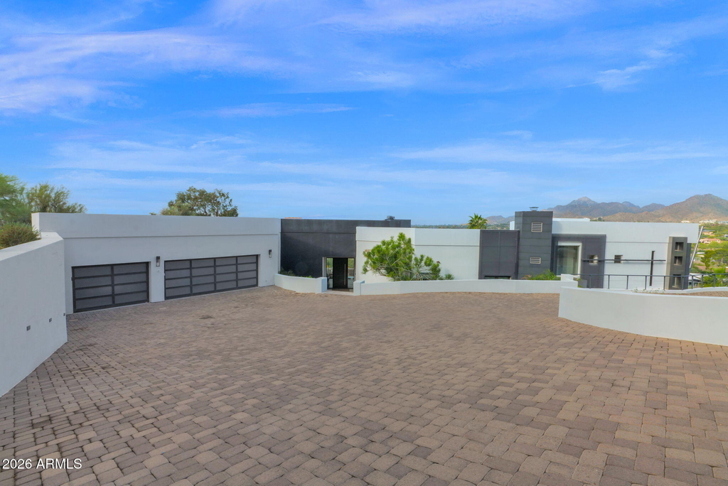 5632 N Camelback Canyon Drive - Photo 8