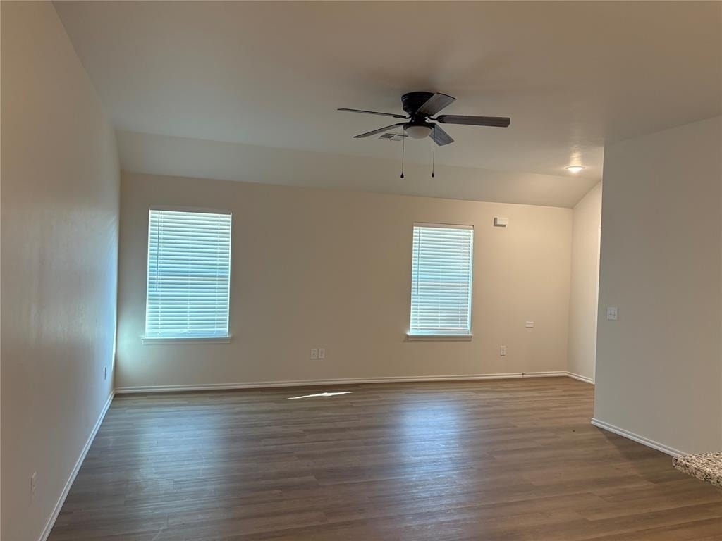 819 S Wilson Avenue - Photo 2
