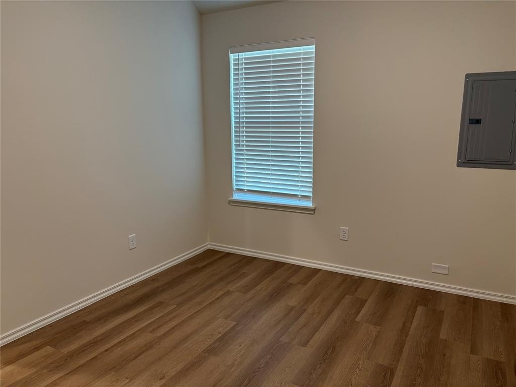 819 S Wilson Avenue - Photo 4
