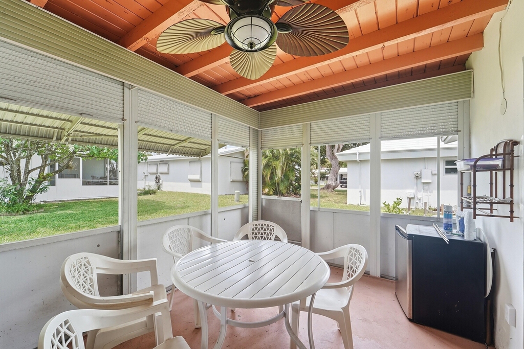 220 Leisure Boulevard - Photo 9