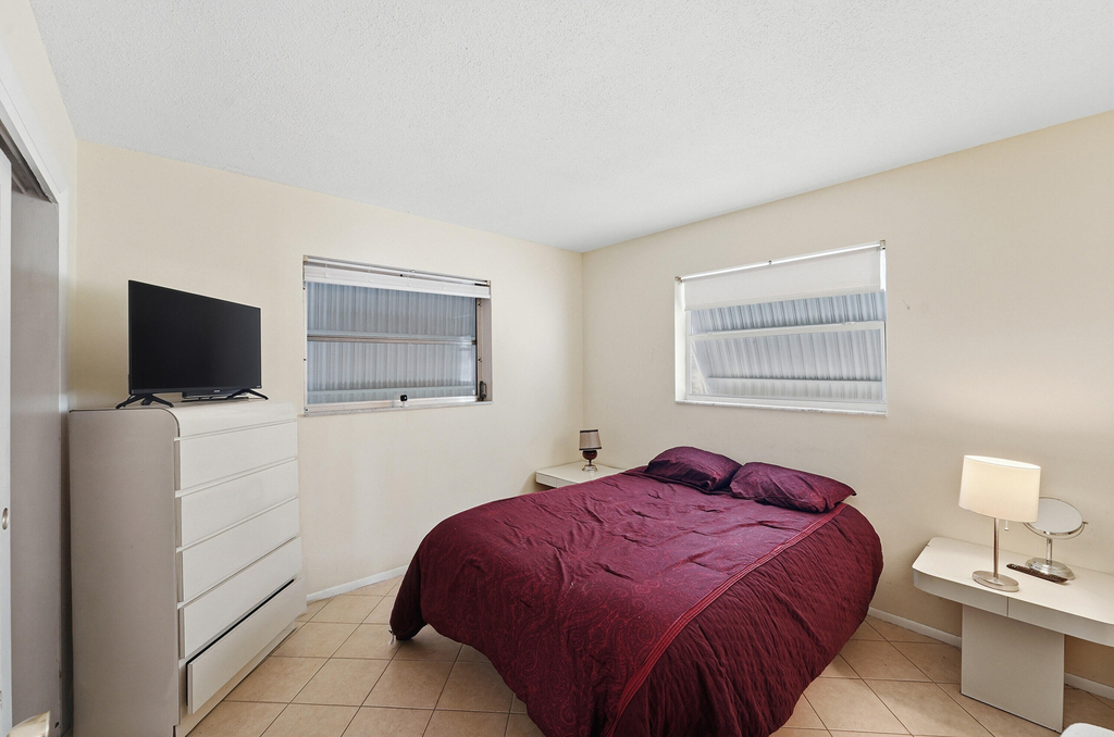 220 Leisure Boulevard - Photo 6