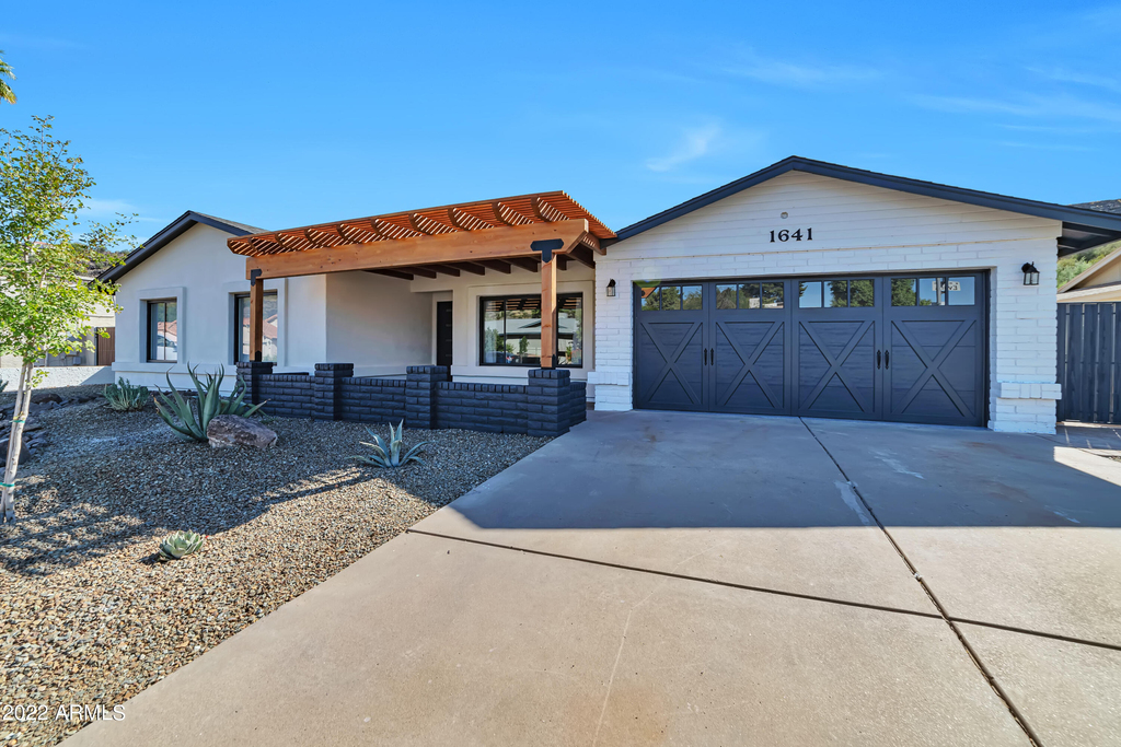 1641 W Evans Drive - Photo 47