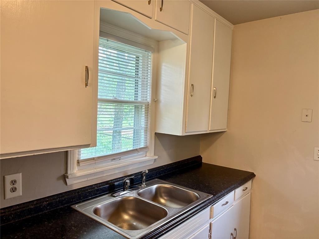 1702 W Britton Road - Photo 16