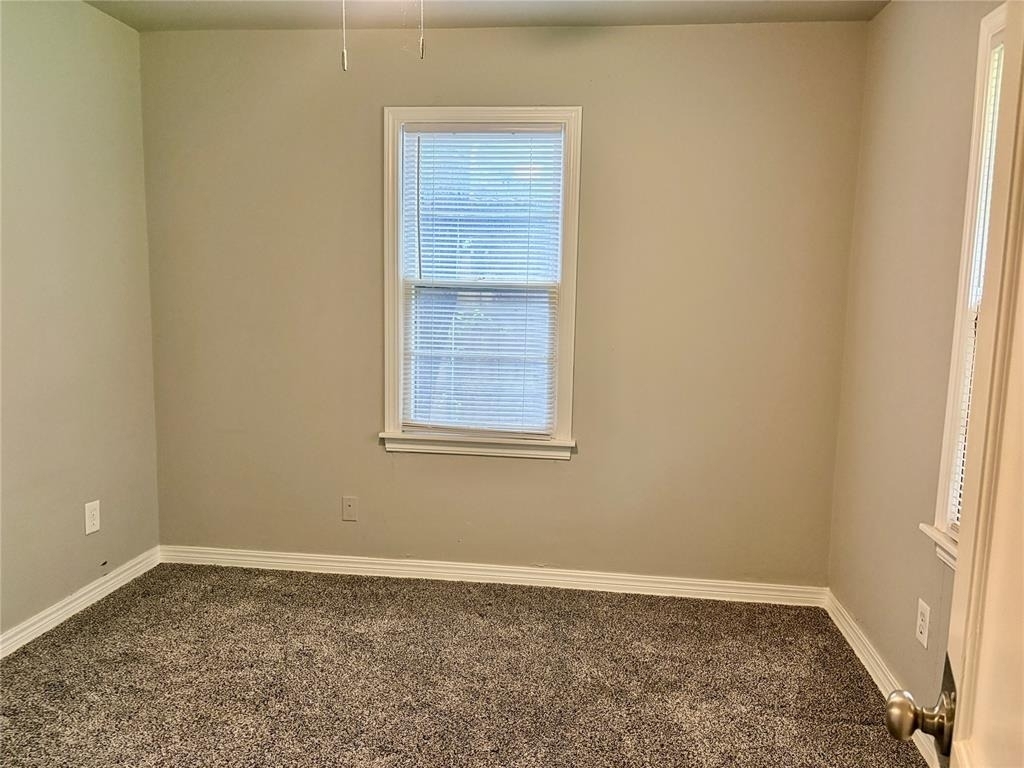 1702 W Britton Road - Photo 1