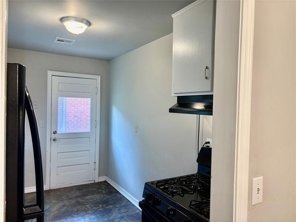 1702 W Britton Road - Photo 12