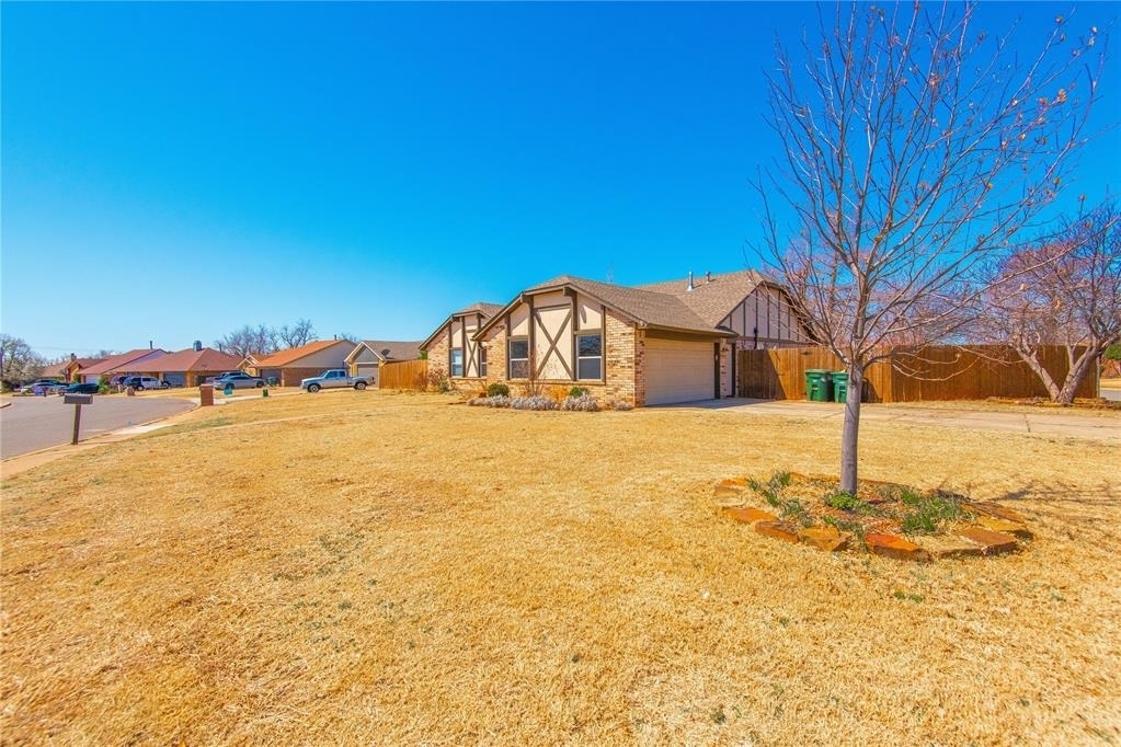 1321 Kelly Park Road - Photo 1