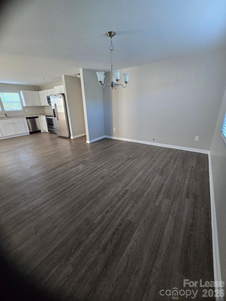 1151 Bentley Court - Photo 2