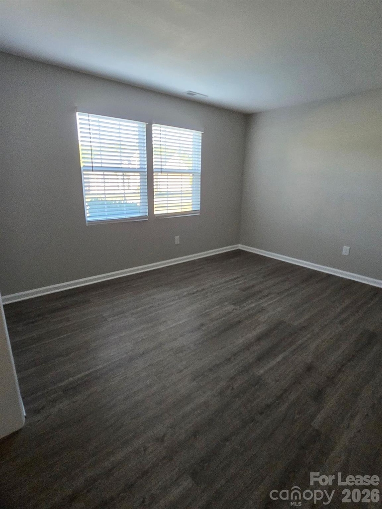 1151 Bentley Court - Photo 5