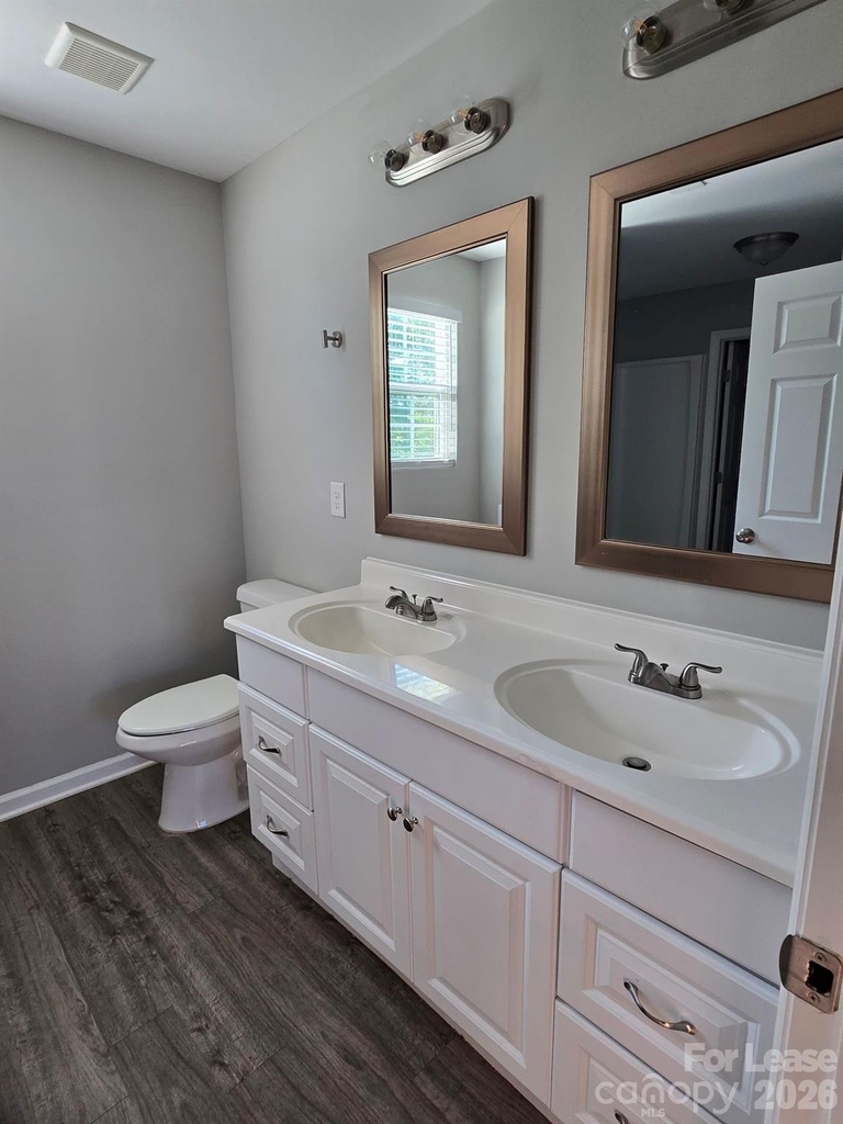 1151 Bentley Court - Photo 14