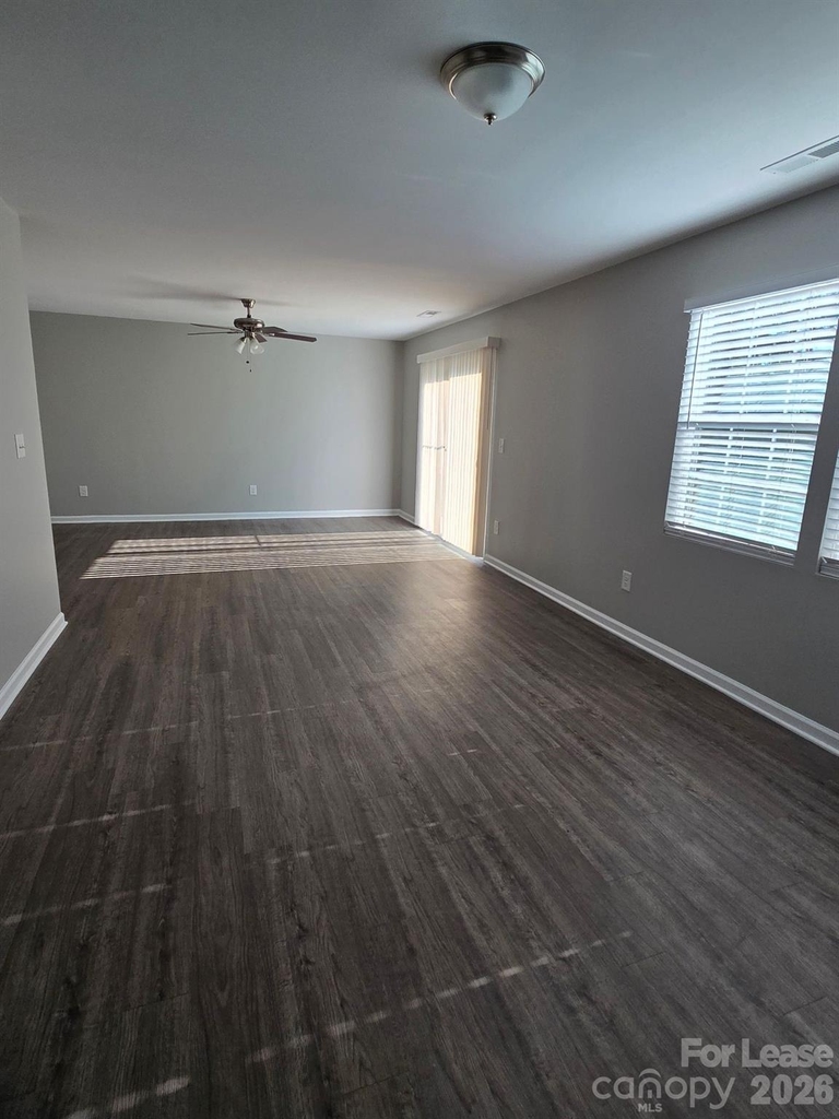 1151 Bentley Court - Photo 7