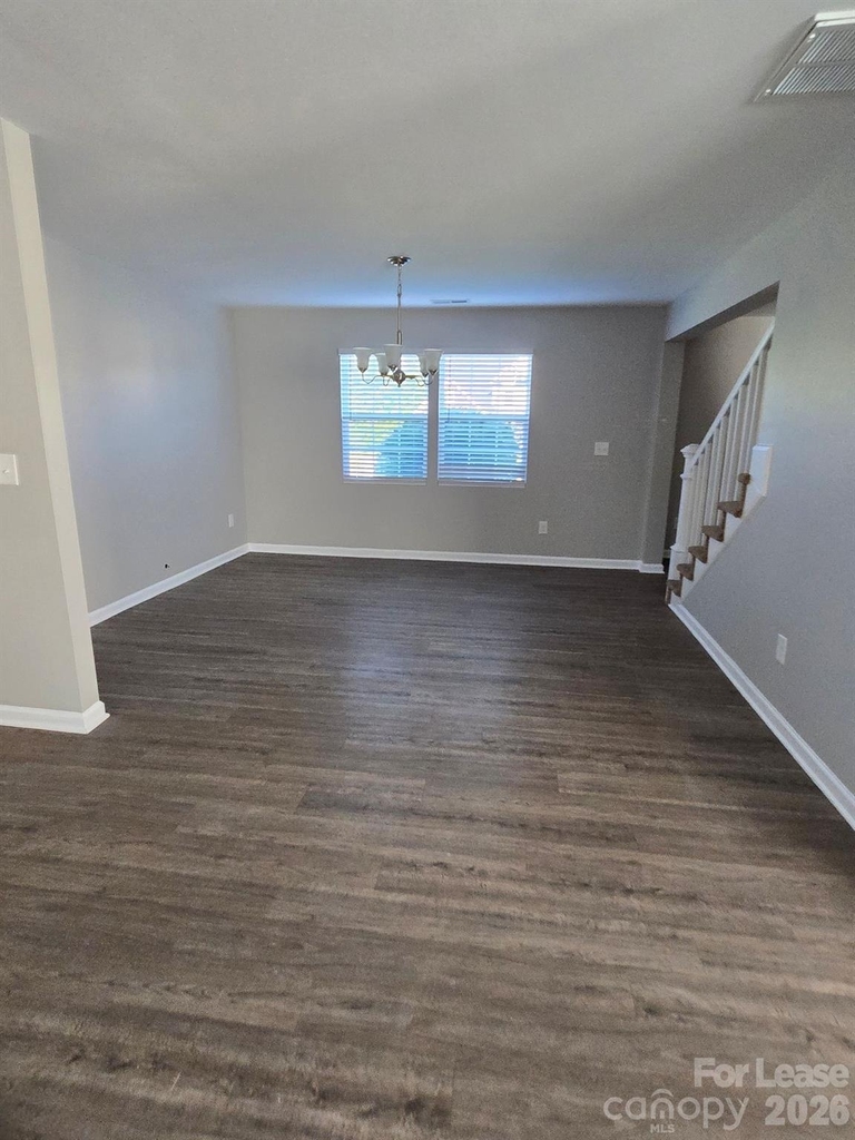 1151 Bentley Court - Photo 3