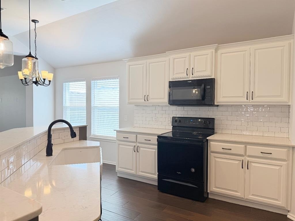 18600 Luna Drive - Photo 7