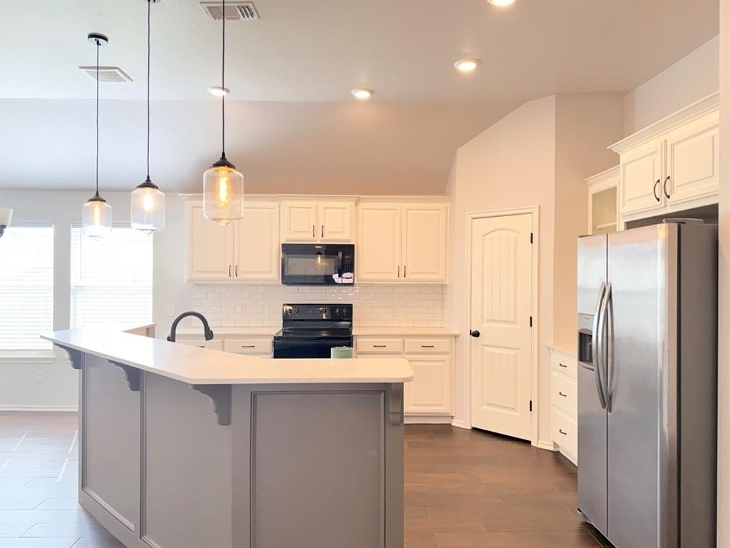 18600 Luna Drive - Photo 8