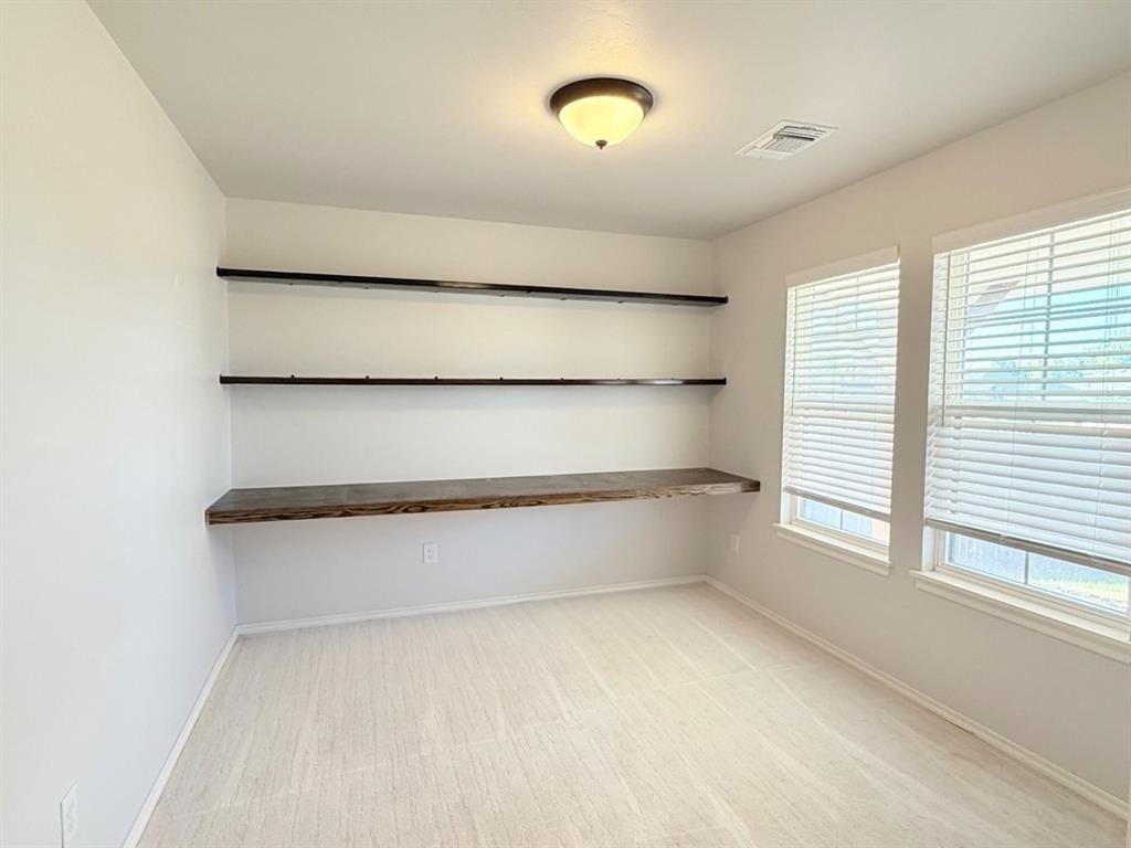 18600 Luna Drive - Photo 3