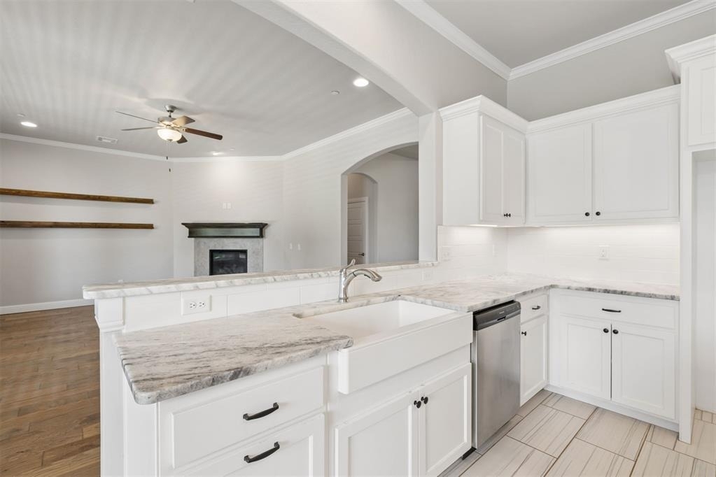 5709 Asheville Way - Photo 14