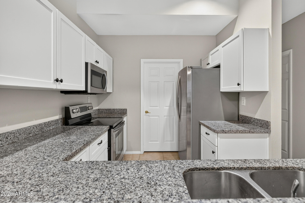 8270 N Hayden Road - Photo 13