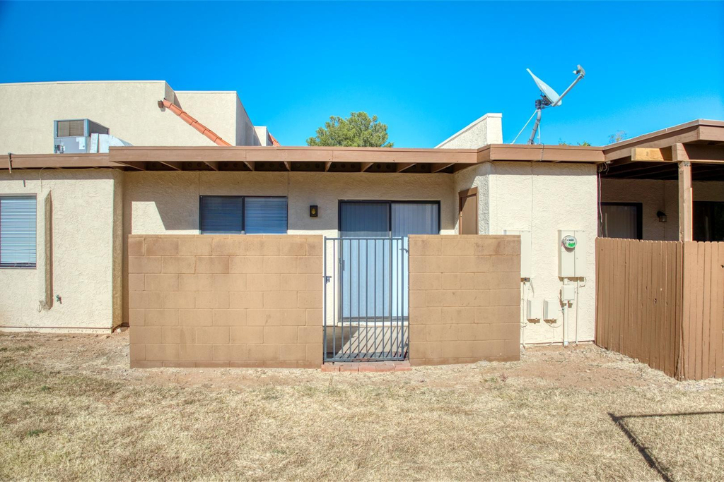 4208 Avenida Palermo -- - Photo 17