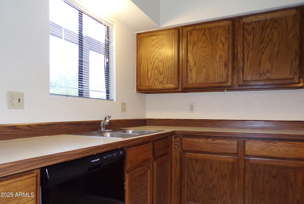 4208 Avenida Palermo -- - Photo 1