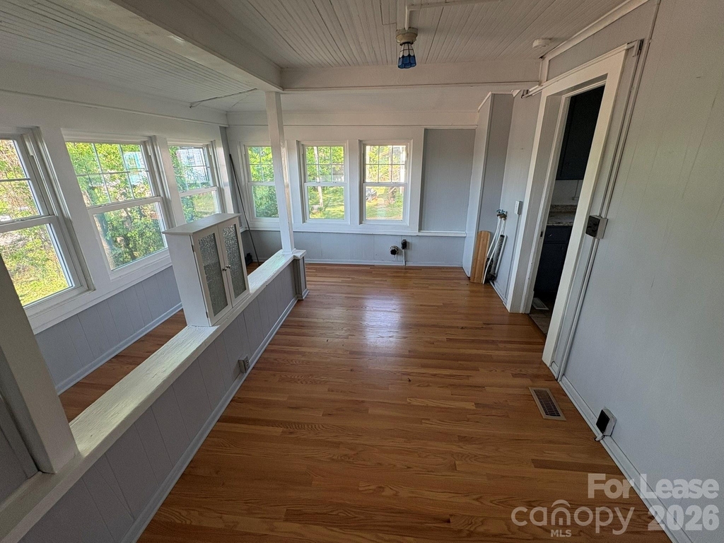 303 Bouchelle Street - Photo 5