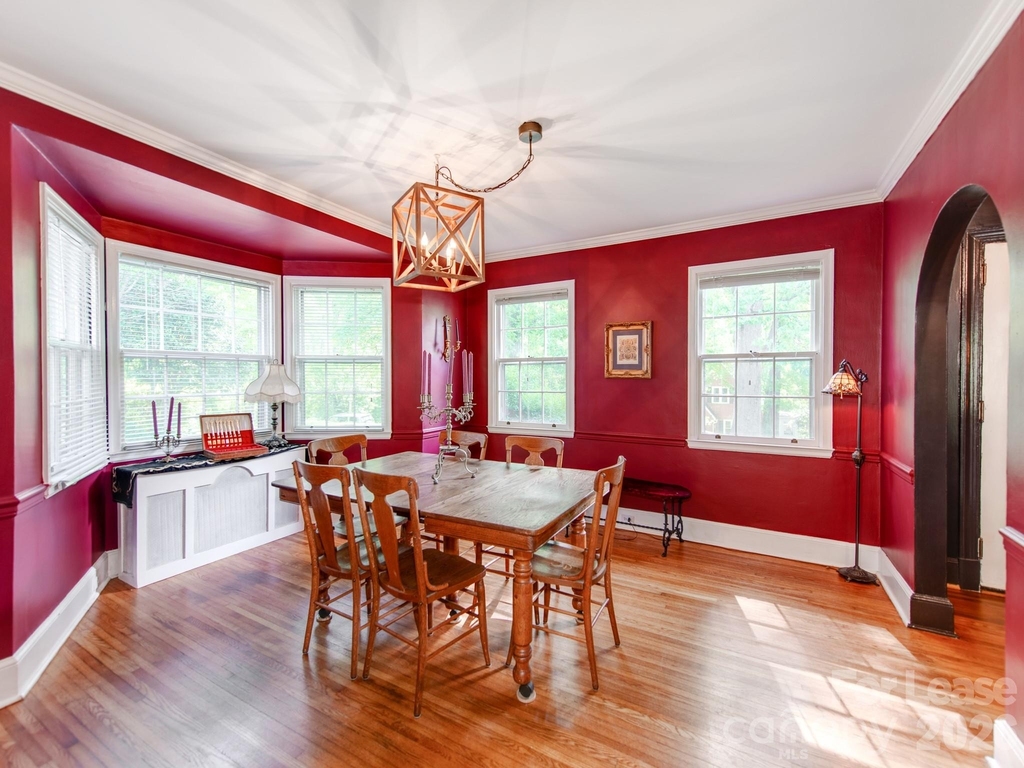 1209 Oakwood Avenue - Photo 6