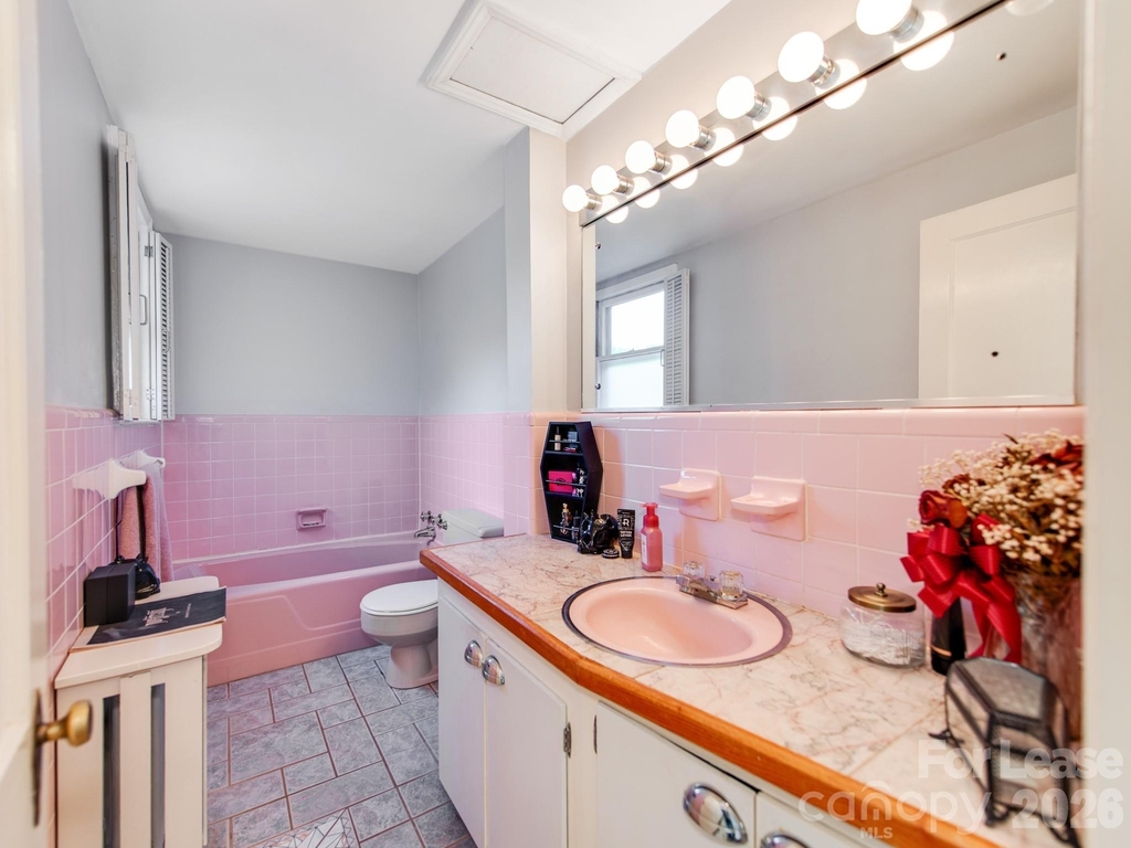 1209 Oakwood Avenue - Photo 24