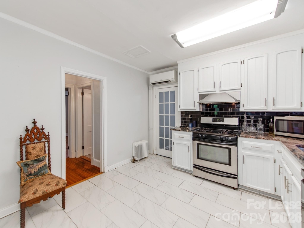 1209 Oakwood Avenue - Photo 9