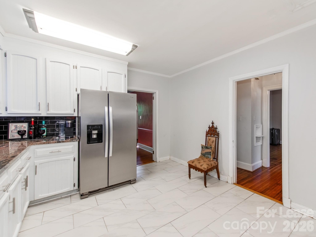 1209 Oakwood Avenue - Photo 10