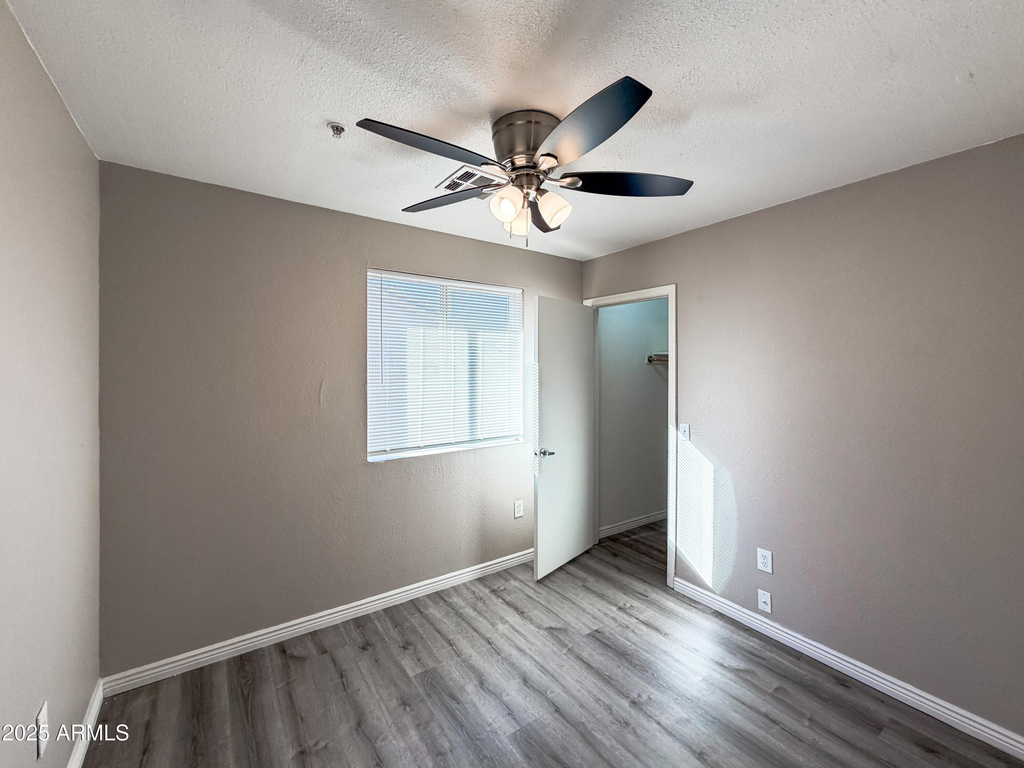 6301 W Earll Drive - Photo 20
