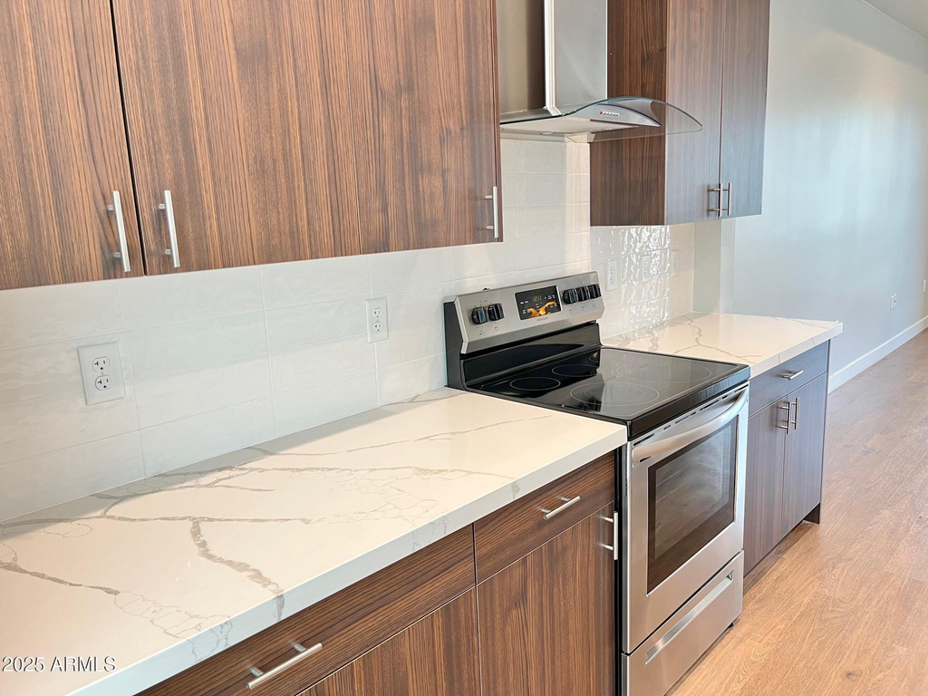 915 E Missouri Avenue - Photo 9