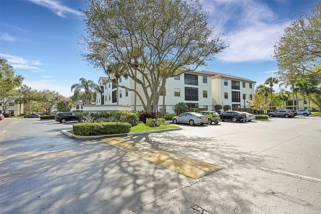5133 Brisata Circle - Photo 35
