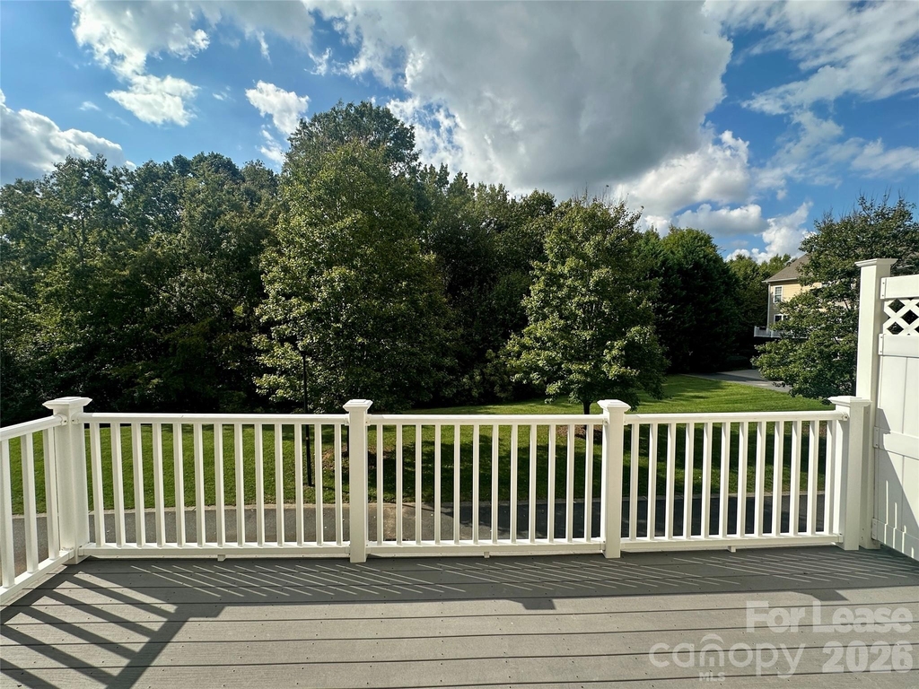 1104 Drayton Court - Photo 13