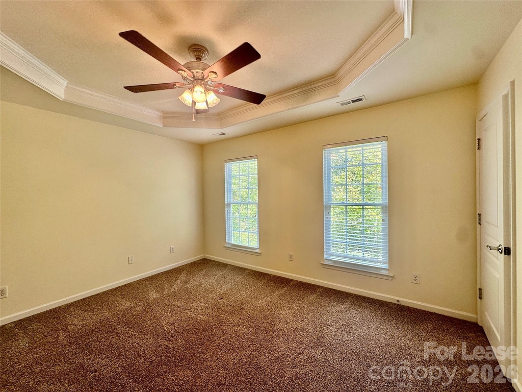 1104 Drayton Court - Photo 8