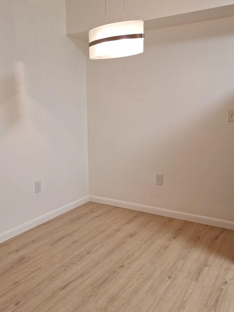 6559 Emerald Dunes Drive - Photo 2