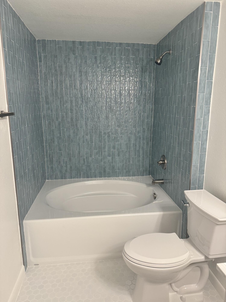 6559 Emerald Dunes Drive - Photo 4