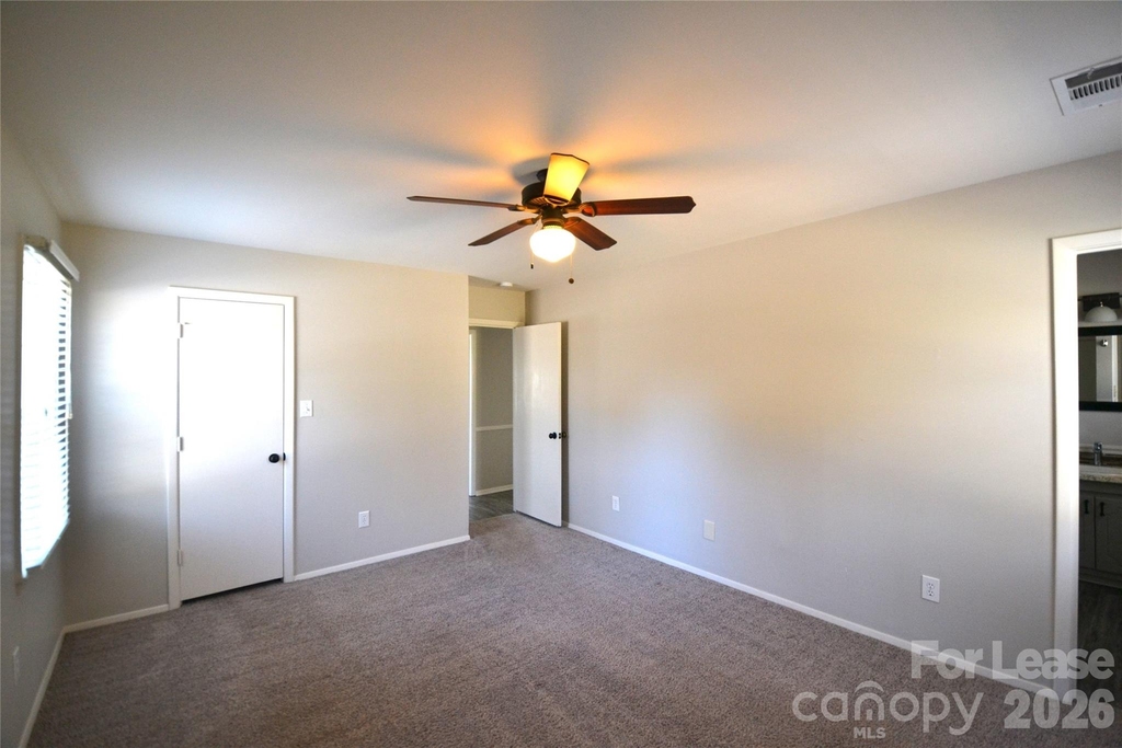 100 Old Farm Court - Photo 39