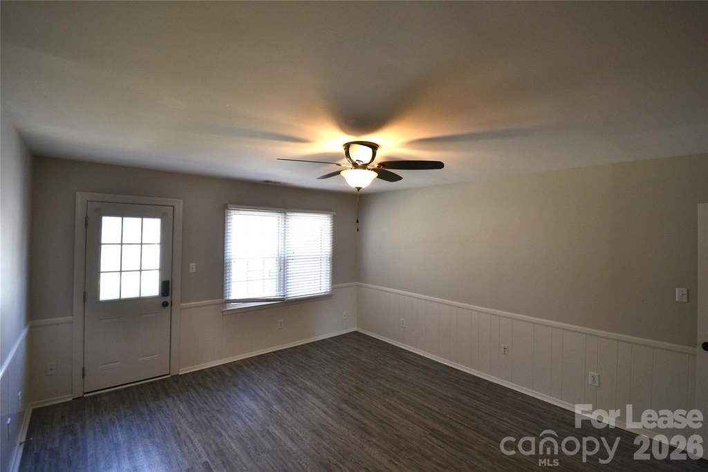 100 Old Farm Court - Photo 9